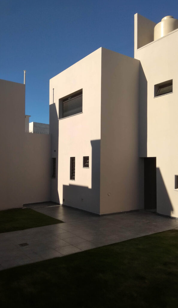 obra barrera de arquitecto Gustavo González