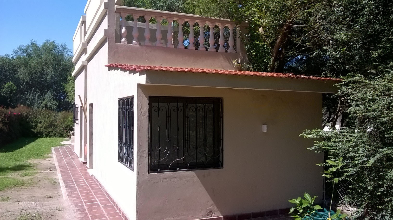 vivienda familiar barrio las rosas